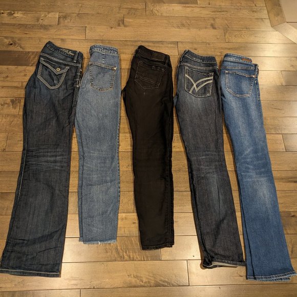 Large  lot of ladies jeans - Picture 1 of 2